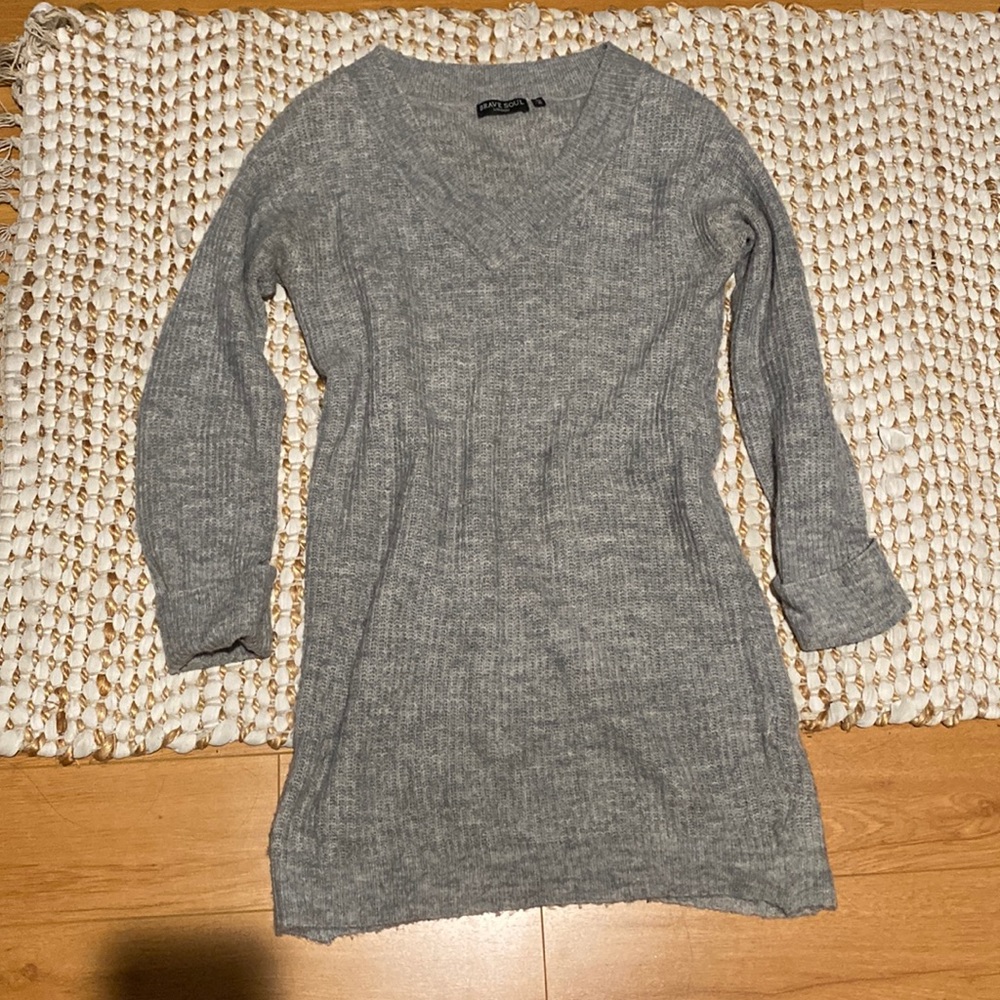 Sweater dress in dove gray